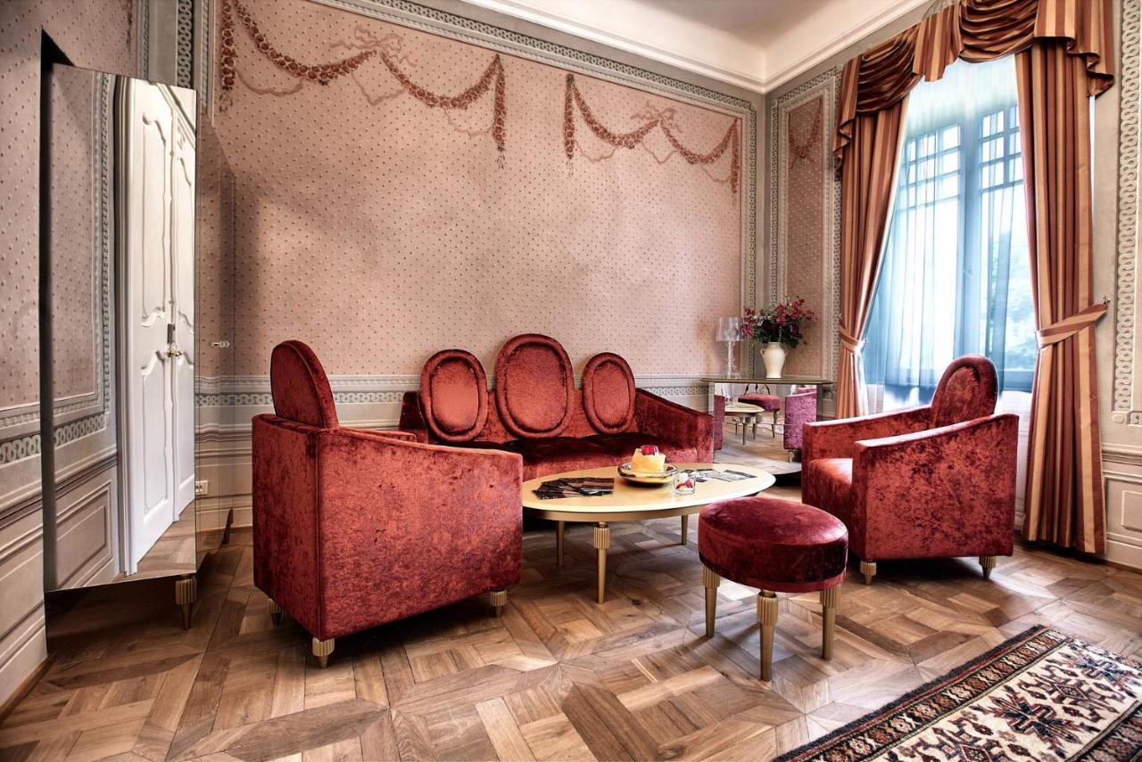 Art Hotel Kastiel Tomasov Exterior foto